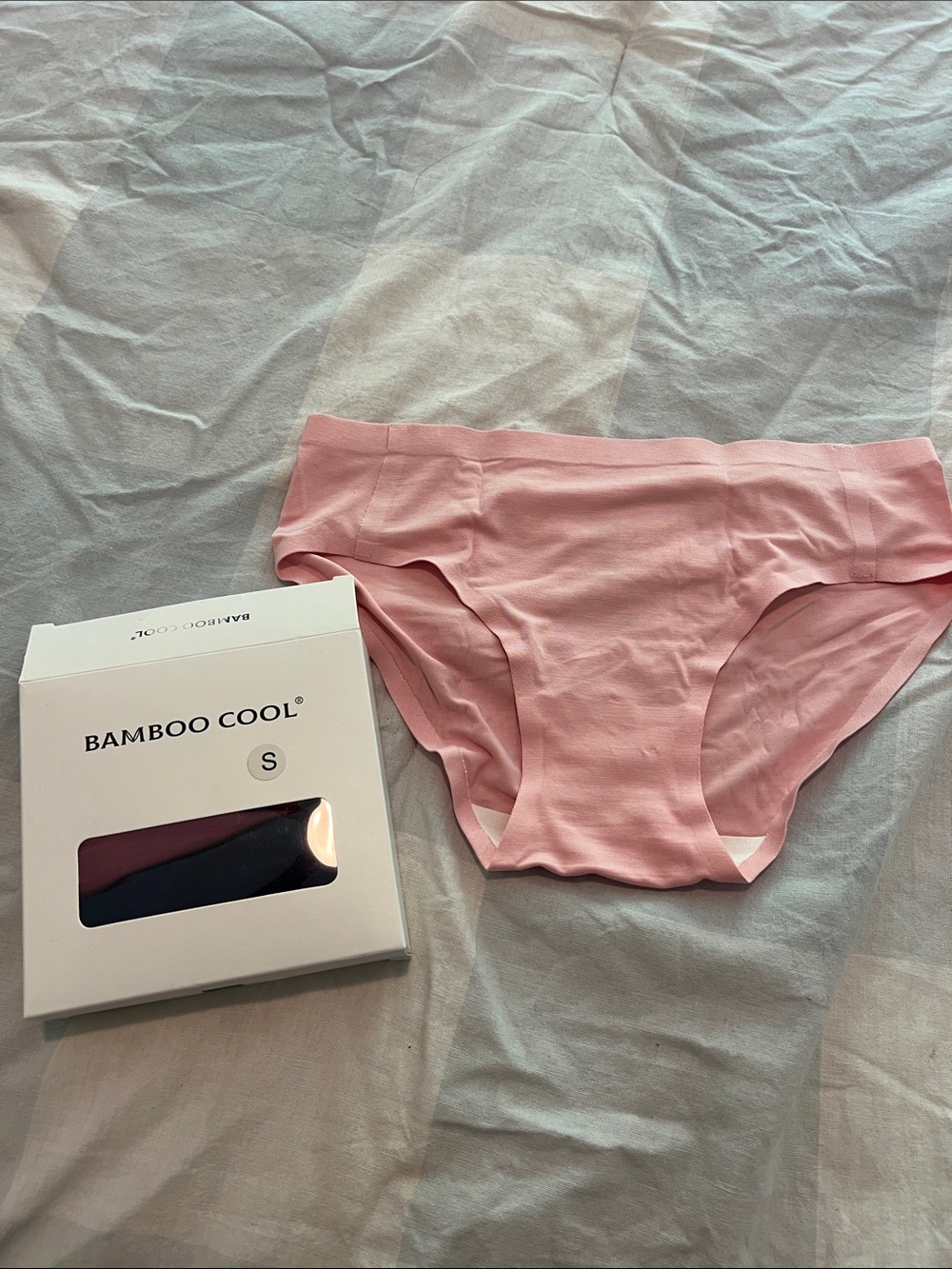 BAMBOO Pink Seamless Bikini Panties brand new one pack of 6